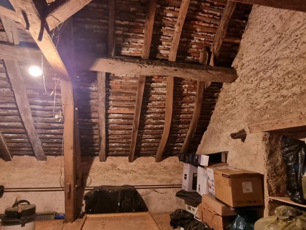 Maison Rénovée - 3 Ch - 109m² - JOUHET - 86500