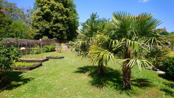 Maison Rénovée - 3 Ch - 109m² - JOUHET - 86500