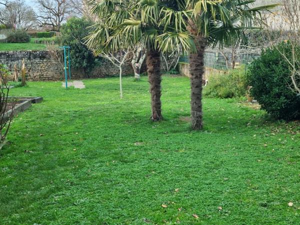 Maison Rénovée - 3 Ch - 109m² - JOUHET - 86500