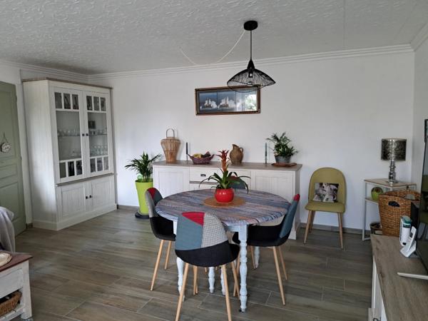 Maison Rénovée - 3 Ch - 109m² - JOUHET - 86500