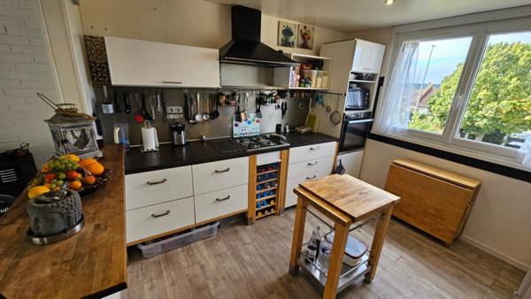 Anet / Maison familiale lumineuse 4 chambres