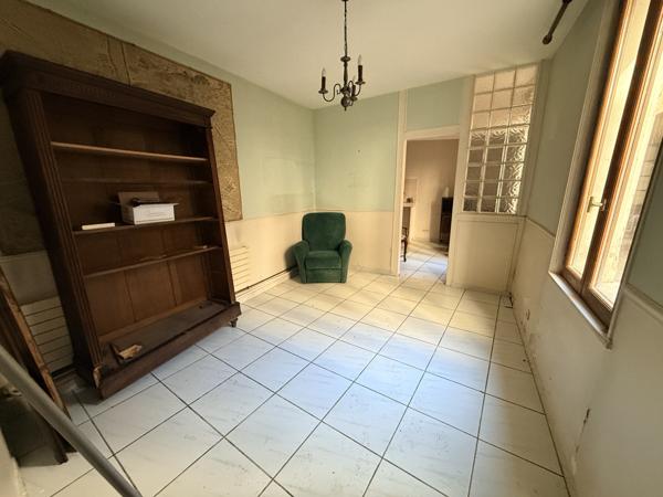 Coulommiers (77120) Hyper centre ville de COULOMMIERS