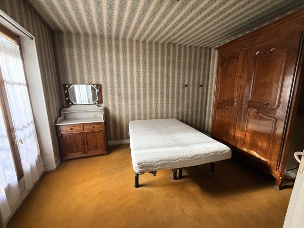 Coulommiers (77120) Hyper centre ville de COULOMMIERS