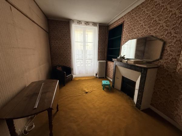 Coulommiers (77120) Hyper centre ville de COULOMMIERS