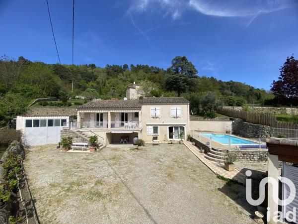 Maison à vendre 6 pièces 180 m² Saint-Fortunat-sur-Eyrieux