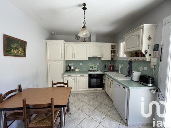 Maison à vendre 6 pièces 180 m² Saint-Fortunat-sur-Eyrieux