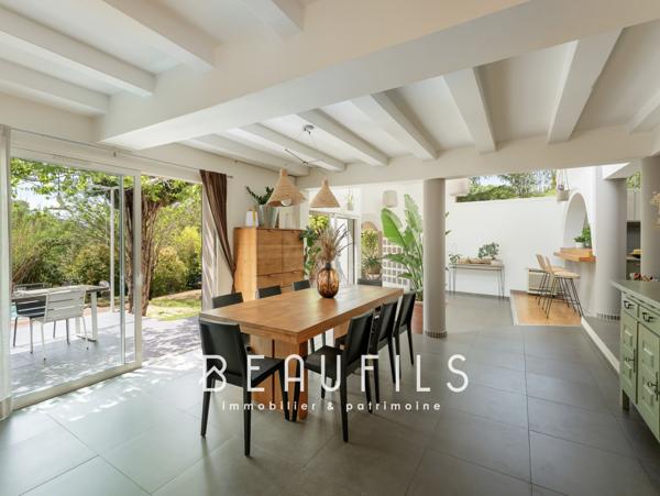 Montferrier-sur-Lez (34980) Exclusivité - Montpellier Est - Montferrier-sur-Lez - Villa d’architecte 280 m² avec dépendance