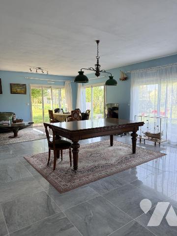 SAINT AVE COETIDIGO-MAISON DE PLAIN PIED 1300 m2 de terrain