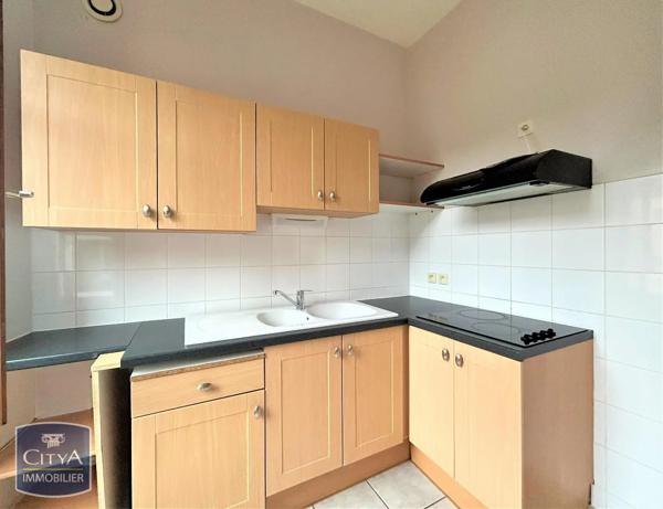Appartement à louer 3 pièces 85.11m² Montauban (82000)