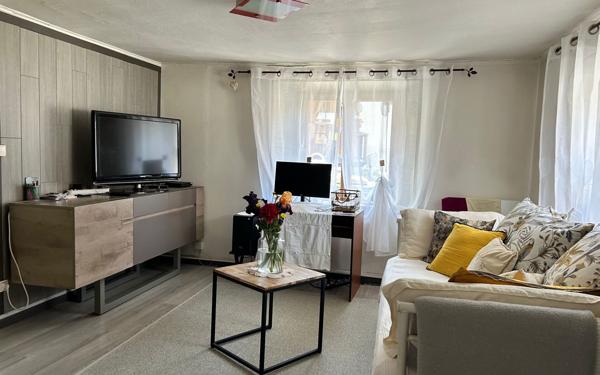 Maison à vendre    3 pièces •  Oderen