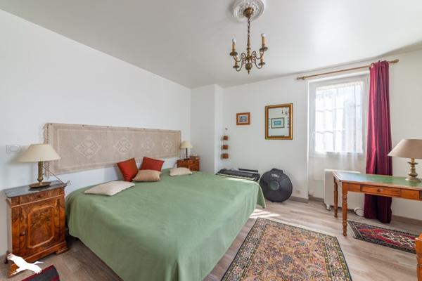 Maison à vendre |  Prayssac |  7 pièces | 190 m²