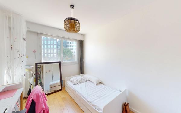 Appartement à vendre    4 pièces • 86 m2 Montrouge