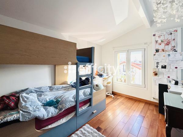 Maison 6 pièces - 180 m² Bien prestige