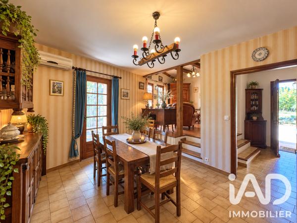 Maison à vendre 7 pièces 185 m² Saint-Hippolyte-du-Fort