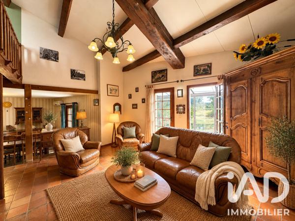 Maison à vendre 7 pièces 185 m² Saint-Hippolyte-du-Fort