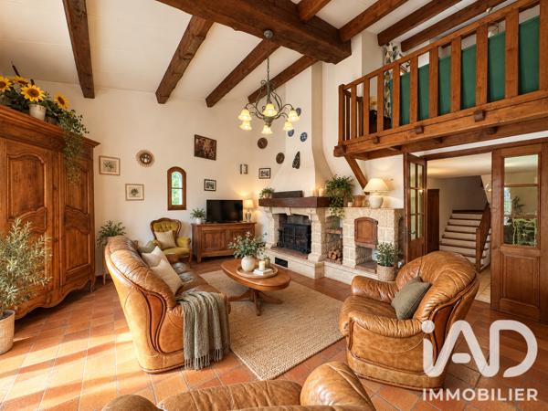 Maison à vendre 7 pièces 185 m² Saint-Hippolyte-du-Fort