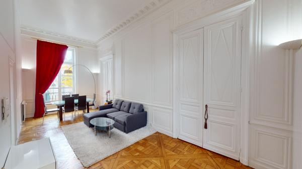 Appartement à louer 720 € CC ORLEANS 2 p 52 m² DPE E