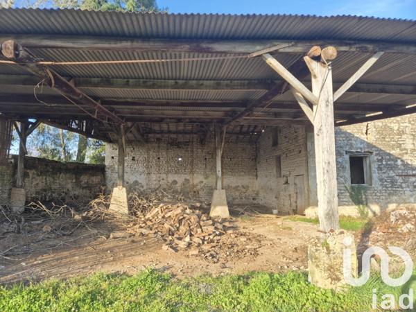Grange 2 pièces de 115 m² à Melle (79500)