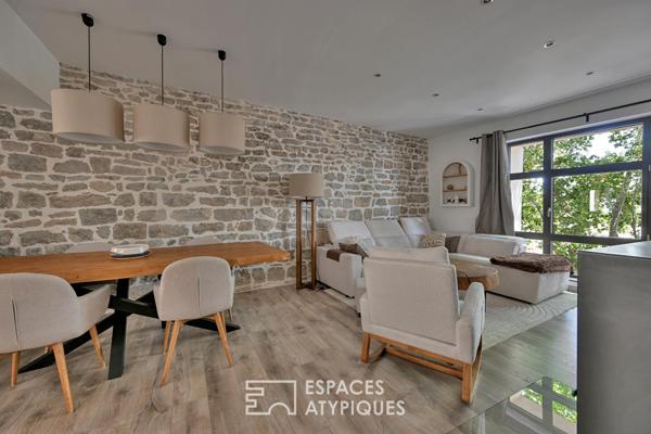 L’esprit attique, une maison de charme avec bassin en coeur de village