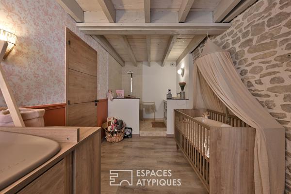 L’esprit attique, une maison de charme avec bassin en coeur de village