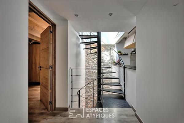 L’esprit attique, une maison de charme avec bassin en coeur de village