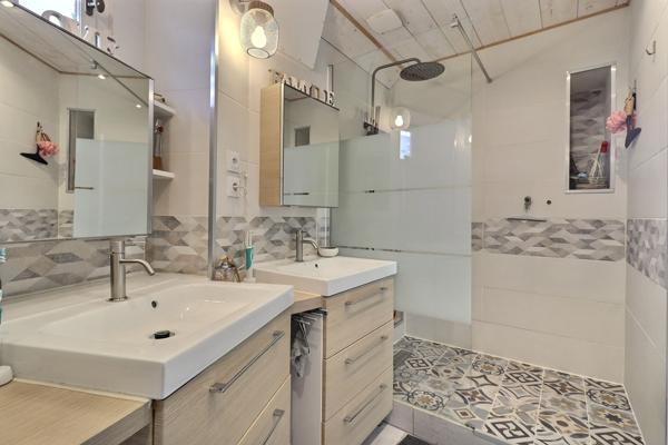 Maison 6 pièces - 162 m² Exclusivité efficity