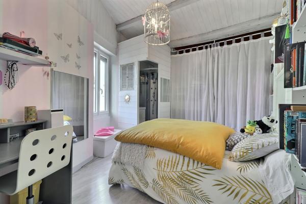 Maison 6 pièces - 162 m² Exclusivité efficity