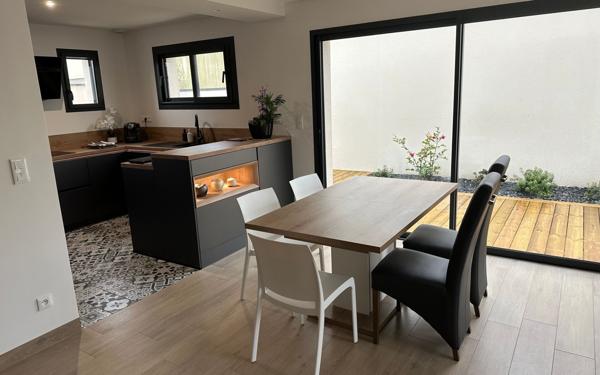 Maison à vendre    5 pièces • 98 m2 Cabourg