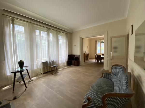 Maison
         8 pièces
        - 232 m² 349 000 € *