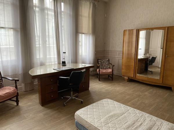 Maison
         8 pièces
        - 232 m² 349 000 € *