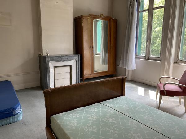 Maison
         8 pièces
        - 232 m² 349 000 € *