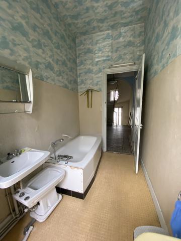 Maison
         8 pièces
        - 232 m² 349 000 € *