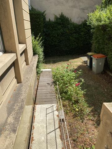 Maison
         8 pièces
        - 232 m² 349 000 € *