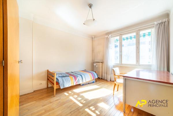 Appartement La Garenne Colombes 4 pièce(s) 72 m2 €399 000 ** - Référence 498CL