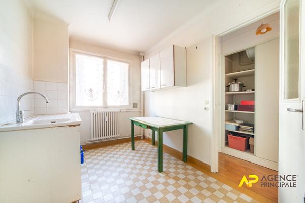 Appartement La Garenne Colombes 4 pièce(s) 72 m2 €399 000 ** - Référence 498CL