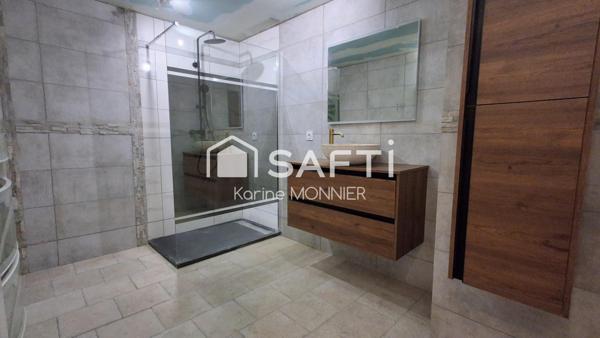 Ancienne ferme dans un village au calme