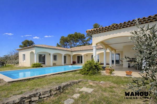 Draguignan (83300) Maison 230 m² – Piscine – Vue dégagée – Environnement calme