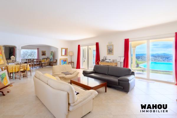 Draguignan (83300) Maison 230 m² – Piscine – Vue dégagée – Environnement calme