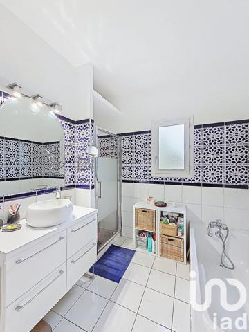 Maison à vendre 8 pièces 150 m² Vaires-sur-Marne