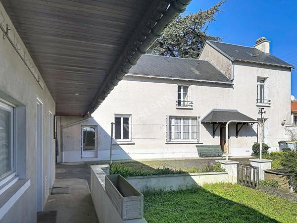Maison de ville à vendre à Poitiers avec dépendances - Rare sur le marché
