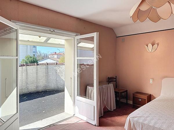 Maison de ville à vendre à Poitiers avec dépendances - Rare sur le marché