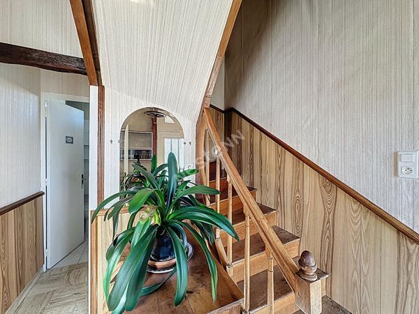 Maison de ville à vendre à Poitiers avec dépendances - Rare sur le marché