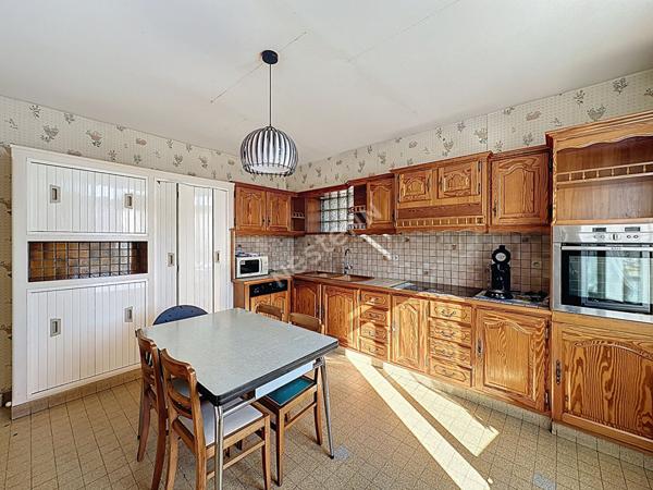 Maison de ville à vendre à Poitiers avec dépendances - Rare sur le marché