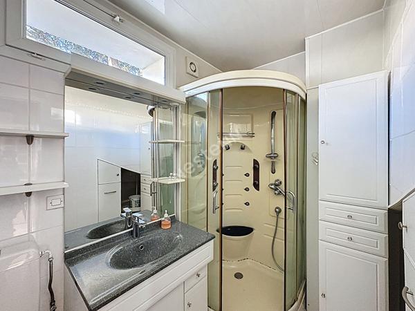 Maison de ville à vendre à Poitiers avec dépendances - Rare sur le marché