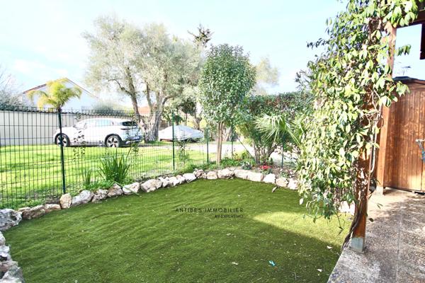 Juan les Pins (06160) JUAN LES PINS 2 PIECES REZ DE JARDIN 2 PARKINGS