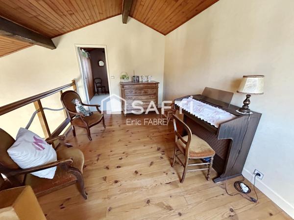 Maison salon salle manger 3 chambres, mezzanine, sous-sol complet, jardin, terrasse, garage