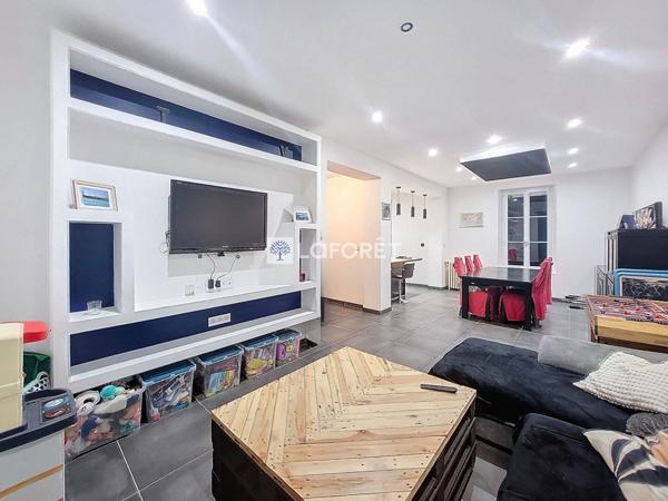 Achat maison près de CHARMES - 7 pièce(s) - 141 m² - 138 900 €