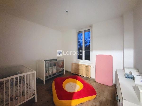 Achat maison près de CHARMES - 7 pièce(s) - 141 m² - 138 900 €