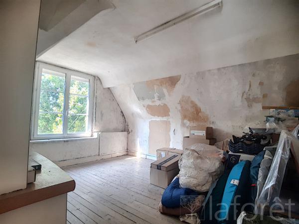 Achat maison près de CHARMES - 7 pièce(s) - 141 m² - 138 900 €