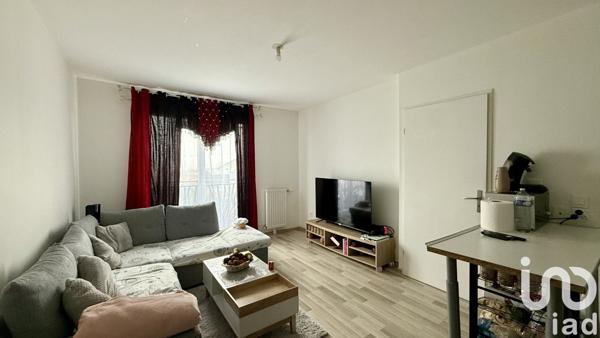 Appartement 2 pièces de 40 m² à Magnanville (78200)